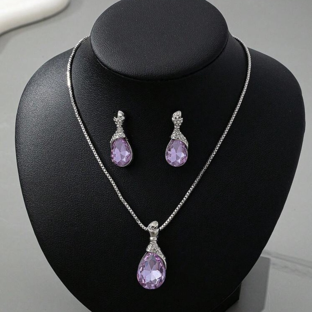 Fashion Jewelry Set – Purple Teardrop Crystal Necklace & Earrings (3pcs)